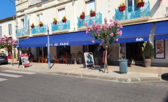 Cafe de Paris