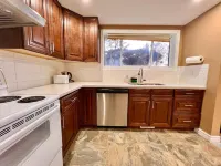 Newly Renovated Home in Central Aurora Hotels in Aurora