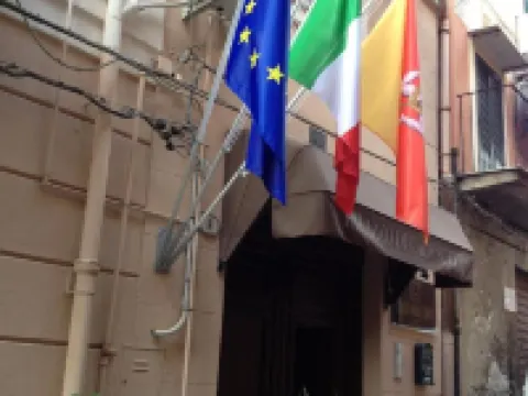 Palazzo Ducale Suites Hoteles en Monreale