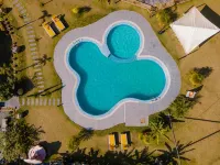 Harness Zipline And Adventure Resort Hotels in Баглунг