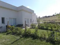 L'Amarena Garden House Отели в г. 