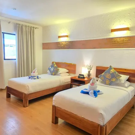 Alona Garden Suites