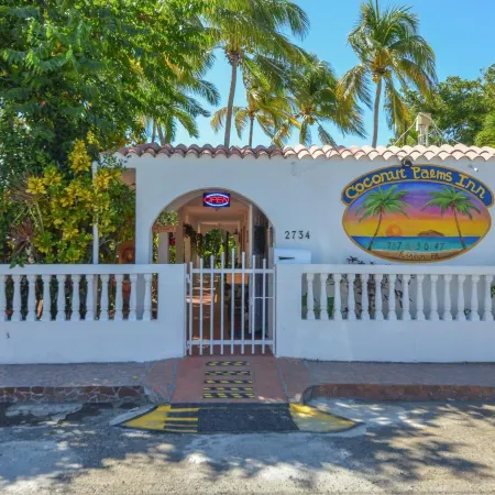 Coconut Palms Inn
