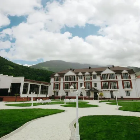 Castle Resort Spa Hotel Отели в г. Исмаиллы