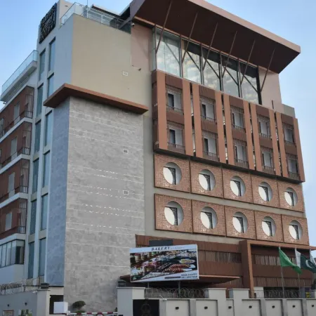 Best Western Plus Grand Hotel Multan