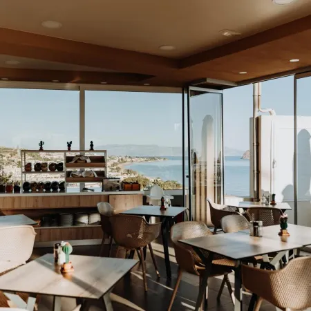 Renieris Hotel
