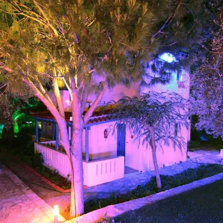 White Rock Apartments