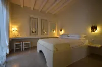 Portes Houses فنادق في Skhoinoussa