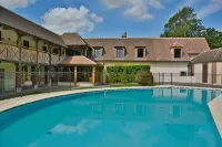 Domaine du Roncemay - Hôtel, Restaurants, Spa & Golf - Swimmingpools
