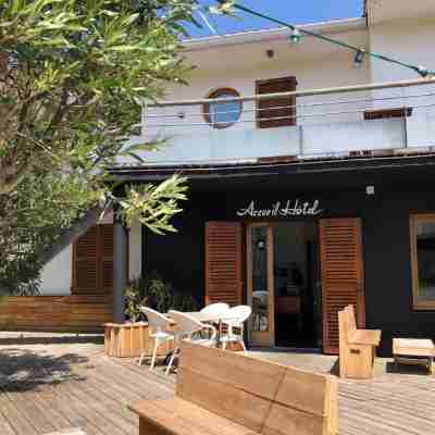 Le Pavillon Bleu Hotel Exterior