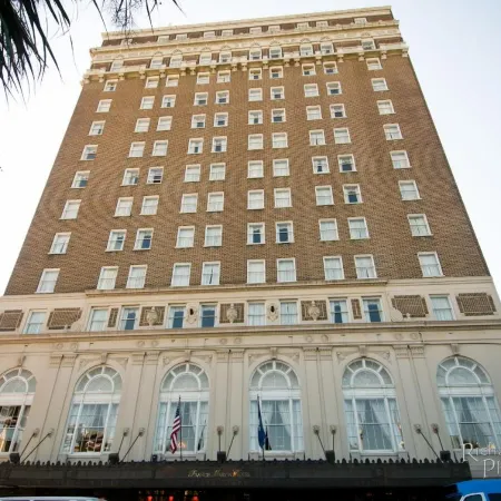 Francis Marion Hotel