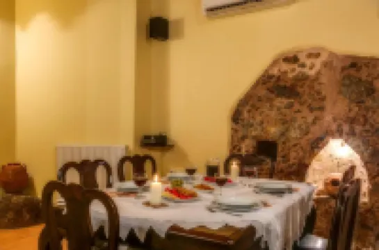 Ifigenia Theriso Village