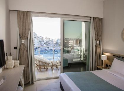 Redcon Suites