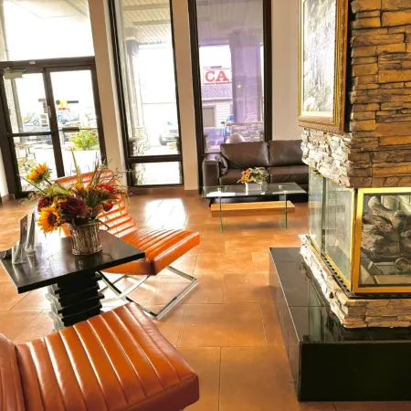 Discovery Inn
