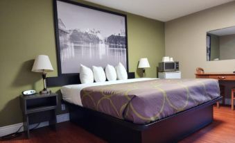 Super 8 by Wyndham Pembroke