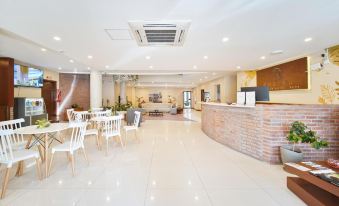Chairu Eco Hotel