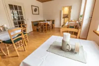 Ammergau Lodge