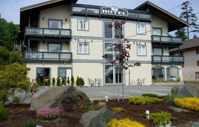 Heron's Landing Hotel