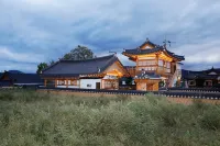 Hanok Stay Mokhyang