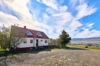 Kidafell Farmhouse