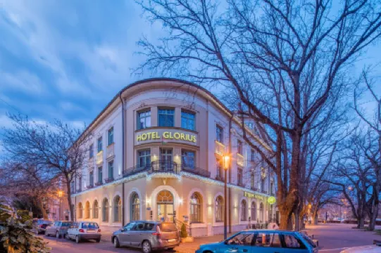 グランド ホテル グローリアス のホテル