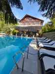 Pensiunea Mai - Pool