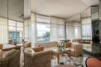 Hotel Crown