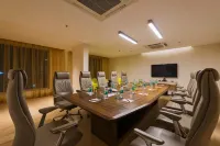 Pride Elite, Phaltan