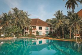 โรงแรม เดอะนูโว ชุมพร บีช รีสอร์ท แอนด์ กอล์ฟ