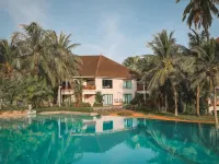 The Nouveau Chumphon Beach Resort and Golf Hotele w: Chumphon