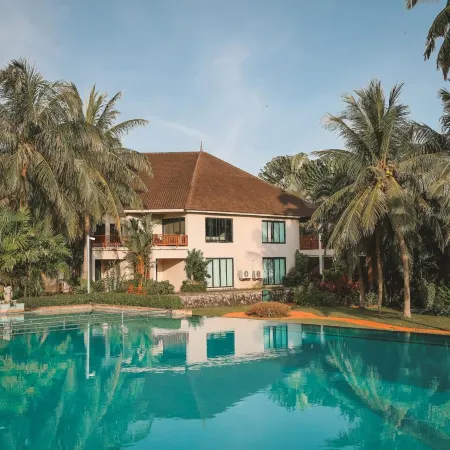 The Nouveau Chumphon Beach Resort and Golf