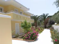 Kontessa Apartments Hotels near Mylotopi
