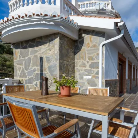 Lanjarón Rural Apartamentos Отели в г. Ланхарон