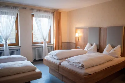 Hotel Garni Illertal - D&L Hotels GmbH Hotels in der Nähe von St. Ulrich und Vitus Seifertshofen