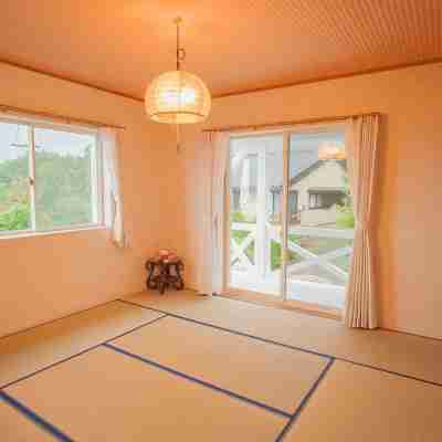 ペンション ルアナハウス Rooms