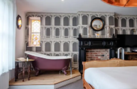 ザ ブル ホテル のホテル