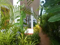 Surf & Sand Hotel Arugambay