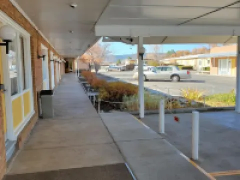 Robin Hood Motel Hoteles en Ratón