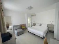 Hotel Athena