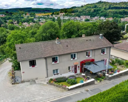 Hôtel le Pommeil Hotéis em Gueret
