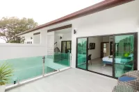 Koh Chang Luxury Pool Villas