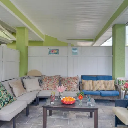 Breezy White Sands House Steps to Gulf Shore!