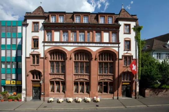 Central City Hotel Rochat