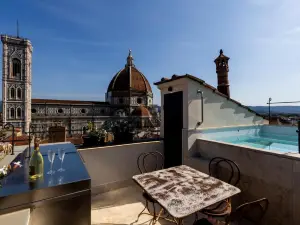 多納蒂華麗大樓套房公寓