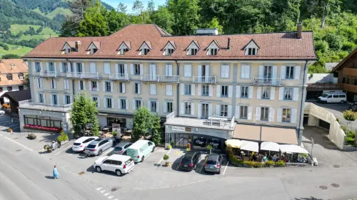 Résidence le Sapin & Bains de la Gruyère Hotel a Jaun