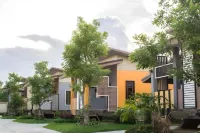 Tong Hotel Hotels near Ku Mahathat (Prang Koo Ban Khwao): Ancient Khmer Ruins