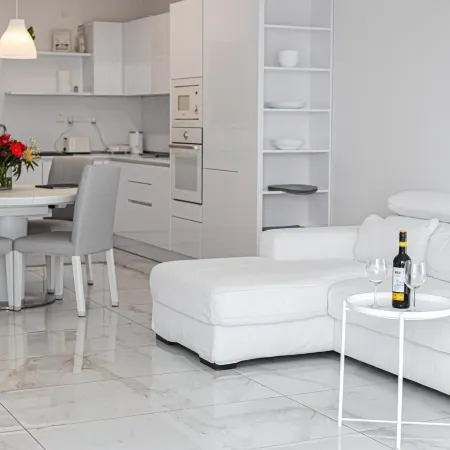 A52 - Apartment with Sea and Country Views