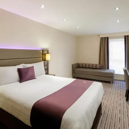 Premier Inn Dublin City Centre (Gloucester Street South) Отели рядом с достопримечательностью «Памятник Дублинская игла»