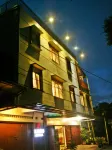 Leos Hotel