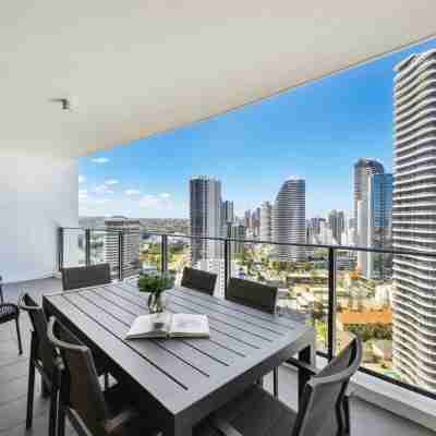 Ocean View 3-Bed with Gym, Pool, Sauna & Parking Others